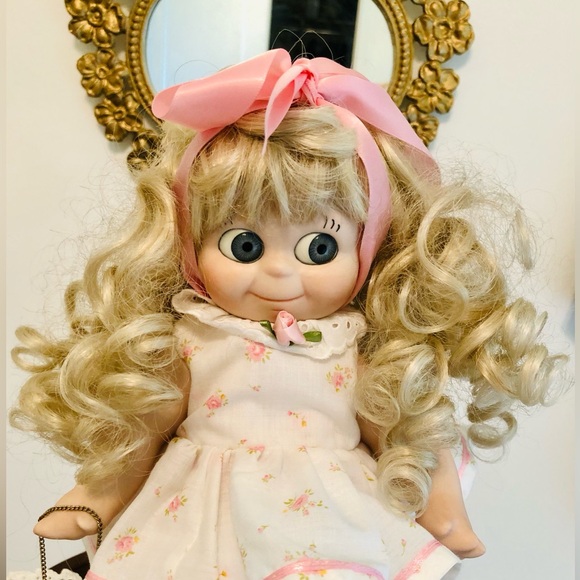 Doll wig blonde Ringletts size 10 curly long doll wig blonde by playhouse coll. - Picture 6 of 16